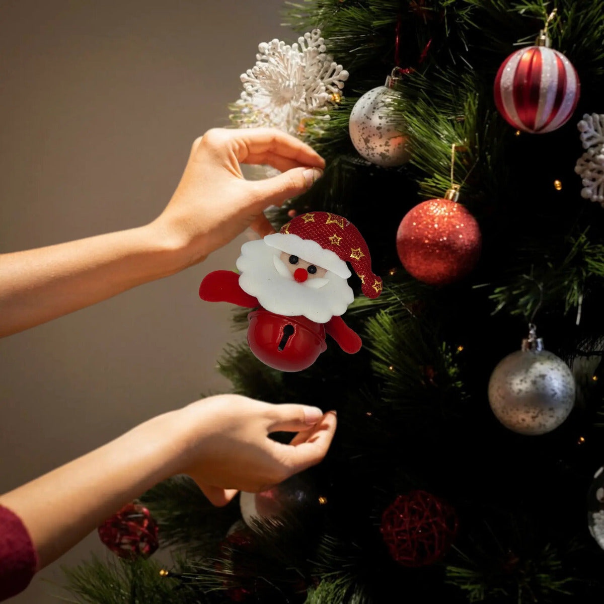 Adornos Navideños Felpa Suave Cascabel Decoración 12 Piezas